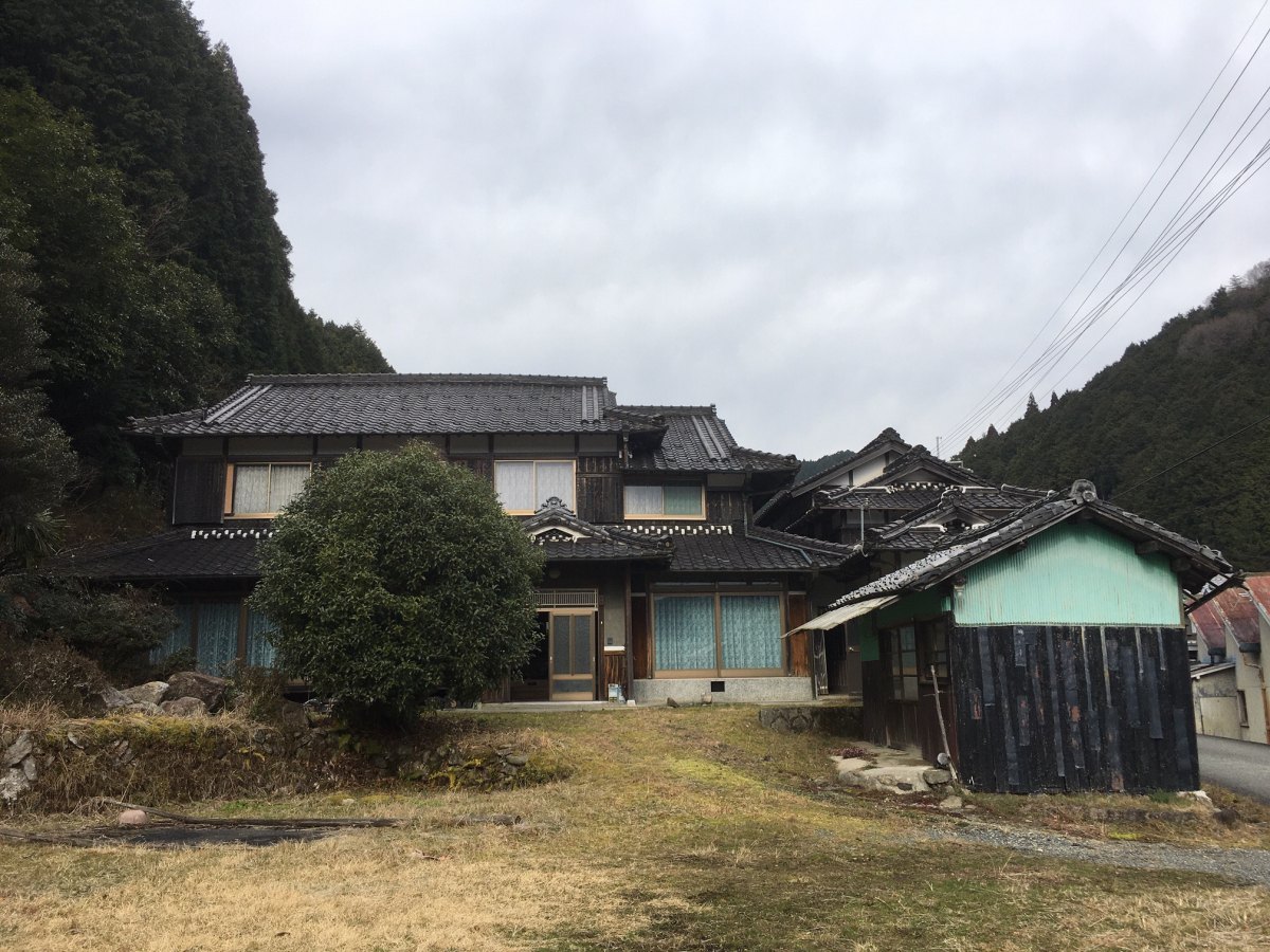 house for sale in Taka, Hyogo | ¥8,500,000 | 13DK | Akiyama house fin…